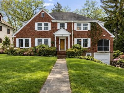 15 Gammons Rd, Newton, MA, 02468