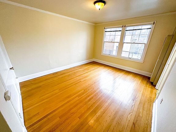 2nd image of 1420 Boren Ave APT 303