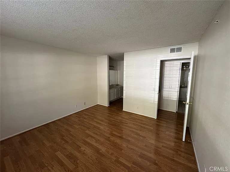 1784 Shady Oaks Ct — Photo 9