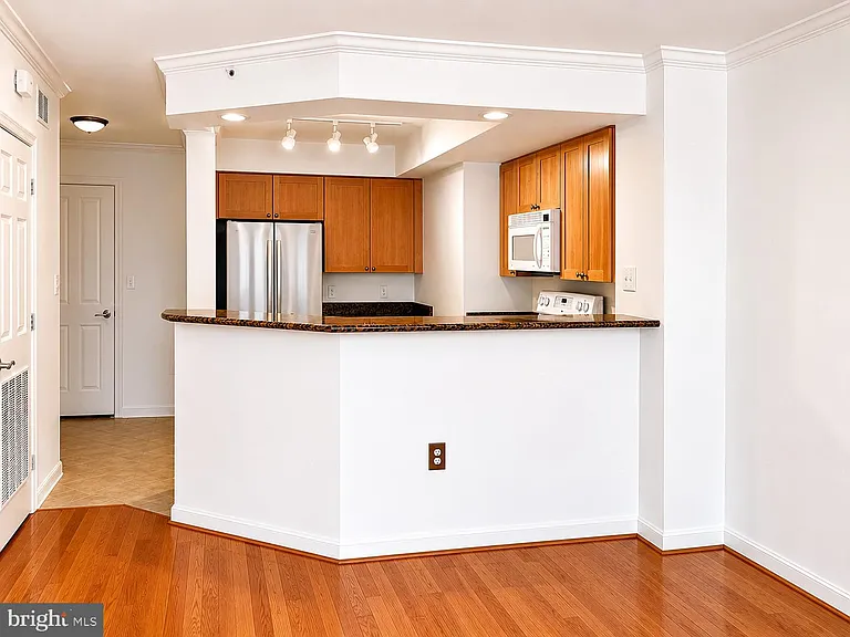 3101 N Hampton Dr #316 — Photo 3