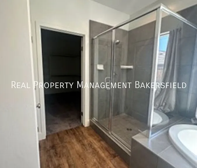 823 Brookline Ln — Photo 20