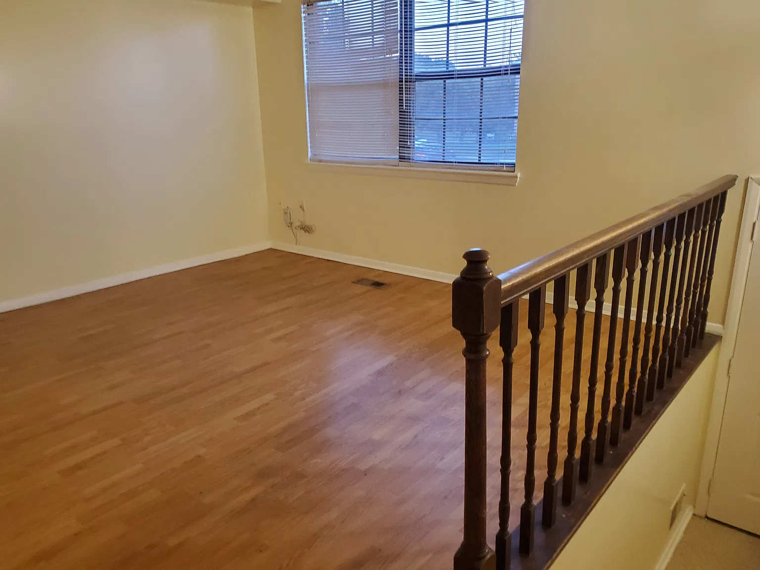 4 bed, 1440 sqft, $2,400 — Photo 3
