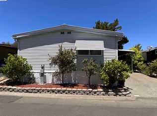 132 Phyllis Ct #132, Vallejo, CA 94590