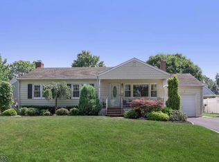 12 Whitley Ter, Clark Twp., NJ 07066