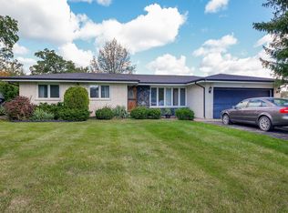 8910 W 84th Pl, Justice, IL 60458