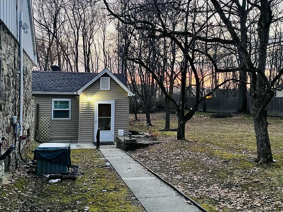 32 Dorothy Hts, Wappingers Falls, NY 12590 Zillow