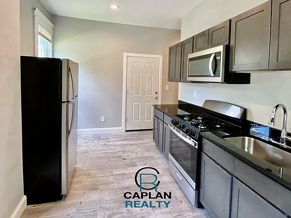 5th image of 250 Fountain St #1B