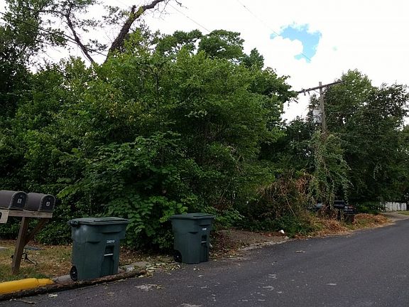 3rd image of 1303 20th St
