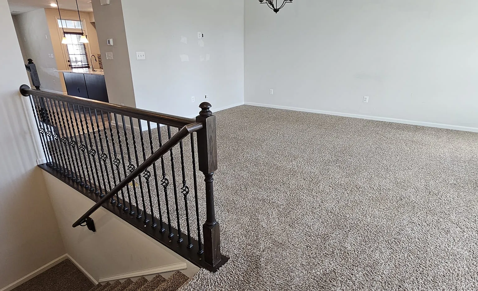 3 bed, 2.5 bath, 2516 sqft, $3,250 — Photo 3