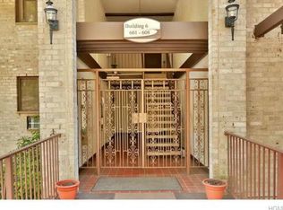 601 Kemeys Cove Ave, Briarcliff Manor, NY 10510