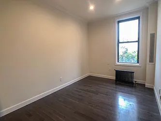 Rented by Realty 2000 Corp