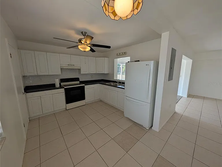 27284 Sunnybrook Rd — Photo 15