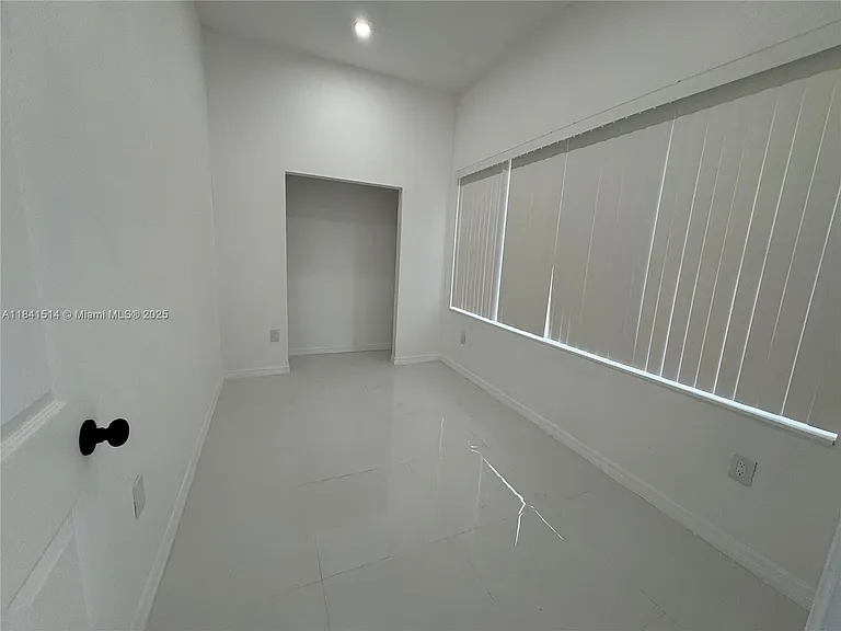 13485 NE Jacksonville Rd — Photo 10