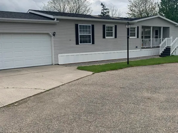 7370 Queens Ct, Alma, MI 48801