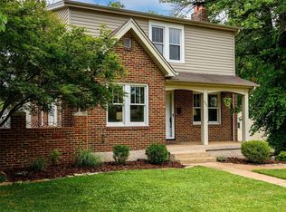 800 Oakway Pl, Saint Louis, MO