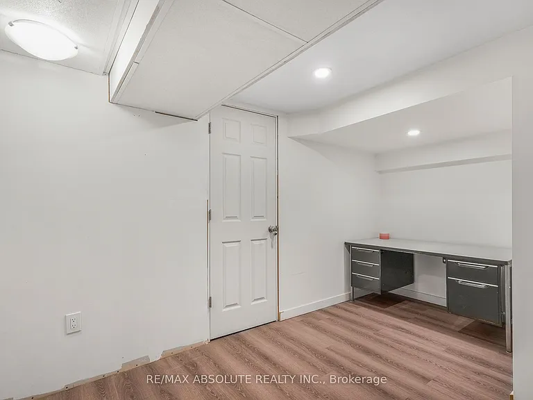 731 Borthwick Ave — Photo 18