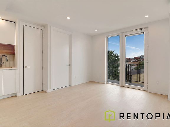 3rd image of 280 Meeker Ave #501