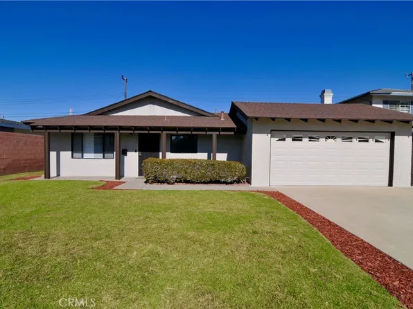 7121 Betty Dr, Huntington Beach, CA 92647