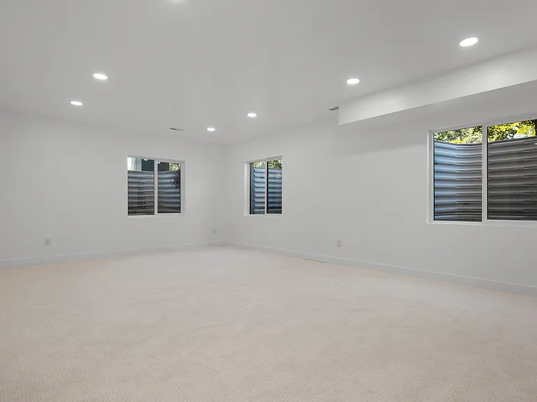 7230 S 525 E #A — Photo 11