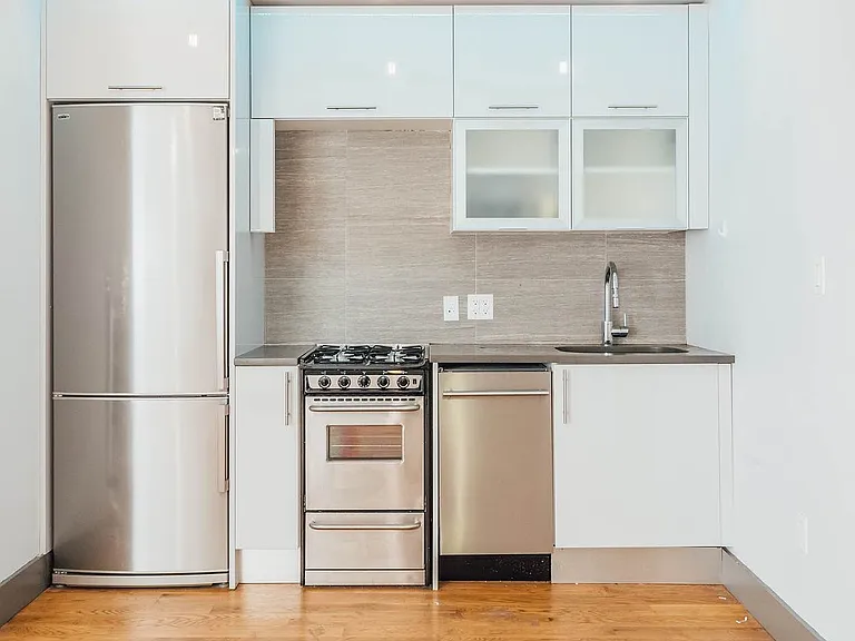 774 Classon Ave #3B — Photo 2