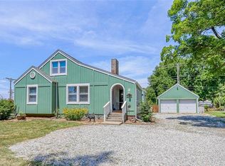 17004 E R D Mize Rd, Independence, MO 64057