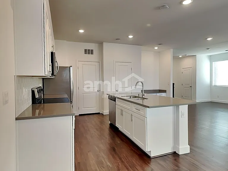 2742 Hot Cider Ave — Photo 4