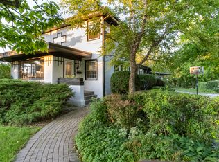 3501 Woodside Ave, Brookfield, IL 60513
