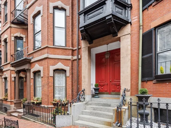 30 Hancock St #4, Boston, MA 02114