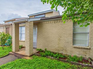 811 Buchta Rd APT J, Angleton, TX 77515