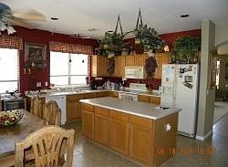 2nd image of 2062 E Torrey Pines Pl