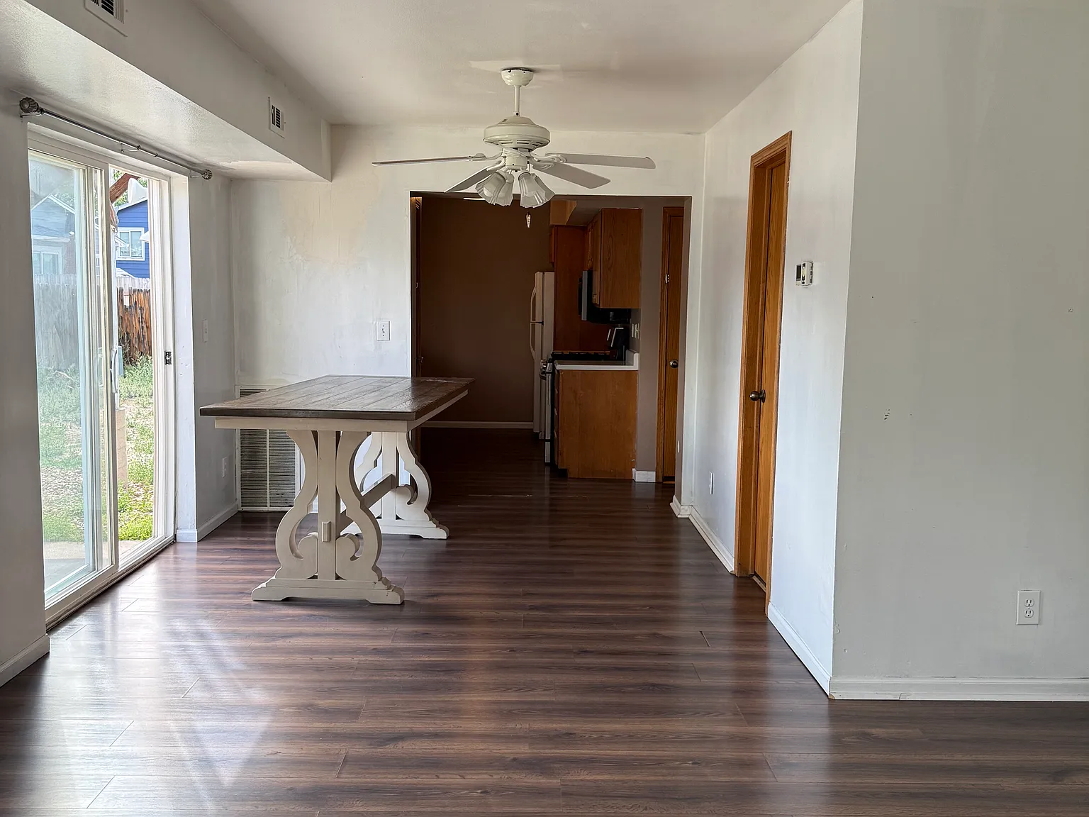 3 bed, 2.5 bath, 2291 sqft, $2,795 — Photo 3