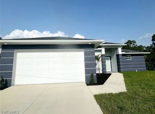 2812 Judy Ave N, Lehigh Acres, FL 33971