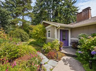 16832 12th Ave SW, Seattle, WA 98166