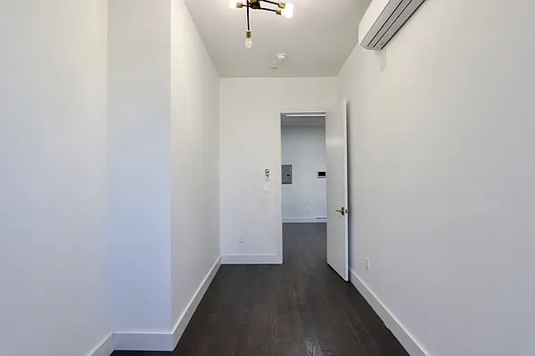 Rented by Hagstrom Management Inc | media 8