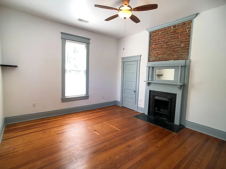 1813 Elliott Ave — Photo 10