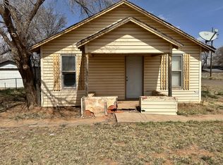 2100 Lockwood St, Tahoka, TX 79373
