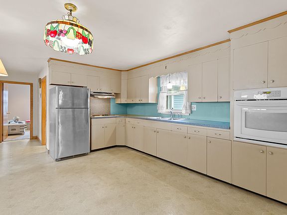 5th image of 30 Cliff Street