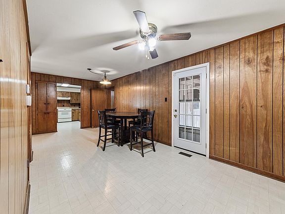 12th image of this home