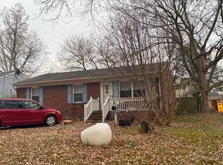 904 McKinley Ave, Chesapeake, VA 23324