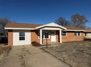 1115 Asalee St, Altus, OK 73521