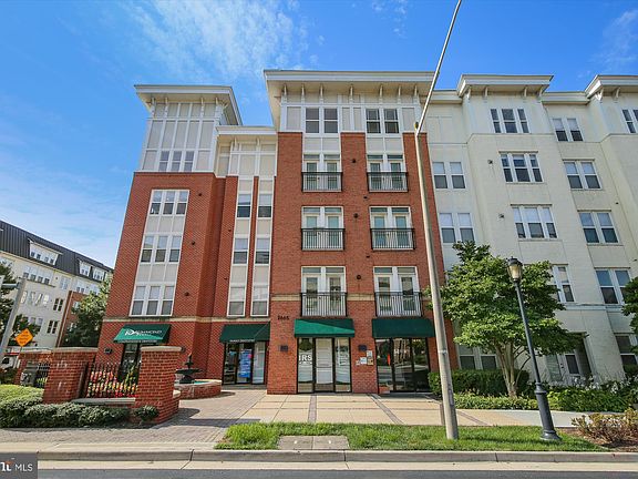 2nd image of 2665 Prosperity Ave APT 425