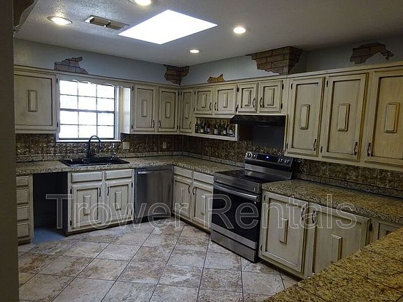 5th image of 4660 Lemonwood Ln
