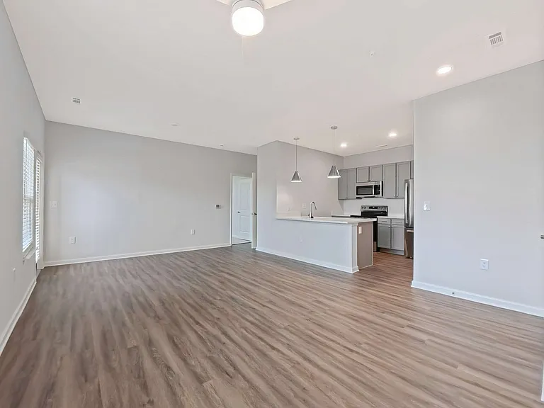 Living Room & Multi-Use Space