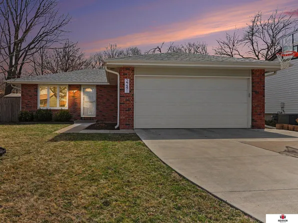 2241 Wildwood Pl, Lincoln, NE 68512