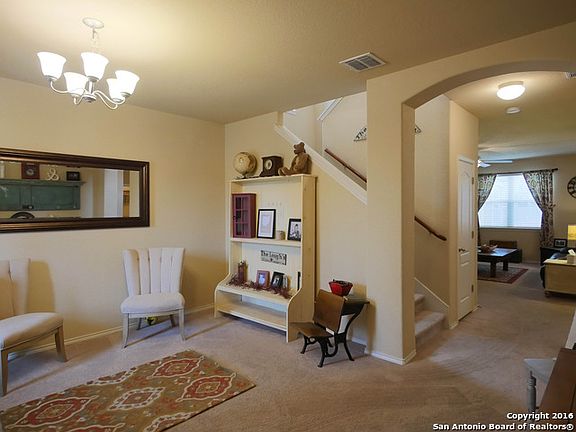 3rd image of 10415 Rosewood Crk