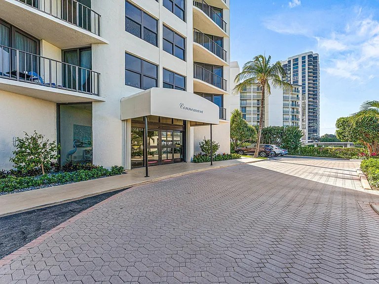 5420 N Ocean Dr #1703 — Photo 23
