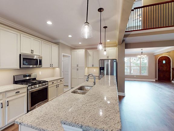3rd image of 254 Hatteras Cir