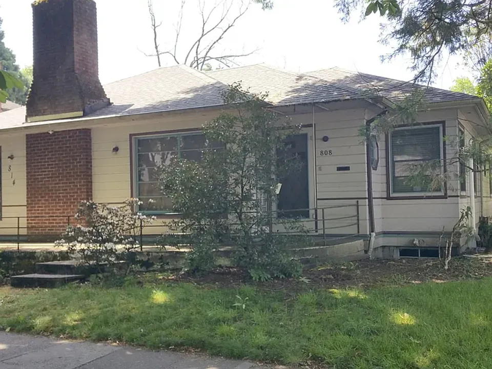 808 Jefferson St #303