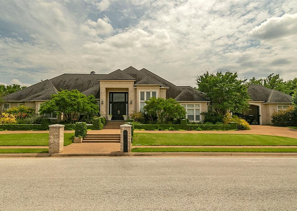 1st image of 3606 Gardenia Dr
