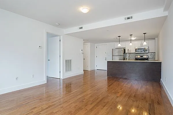 Rented by Bold New York | media 3